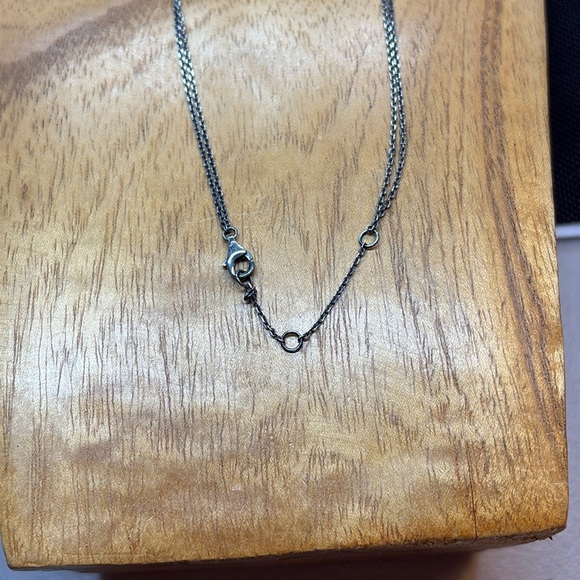Silver Interlocking Circle Necklace “Hold a true Friend with both your hands” - Picture 8 of 8